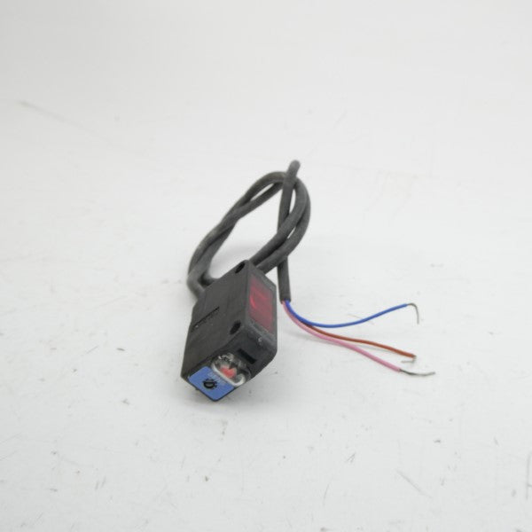 KEYENCE PZ2-51T 12-24VDC UNMP