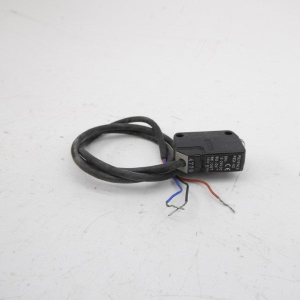 KEYENCE PZ2-42 10-24VDC UNMP
