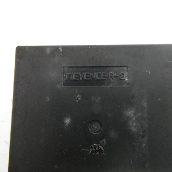 KEYENCE R-2 UNMP