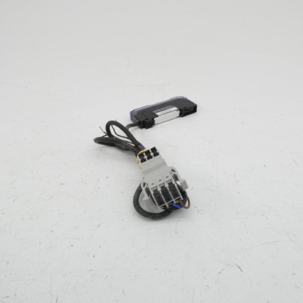 KEYENCE FS-V21R 12-24VDC UNMP