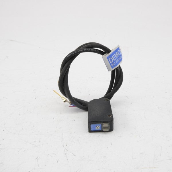 KEYENCE PZ-M11 12-24VDC UNMP