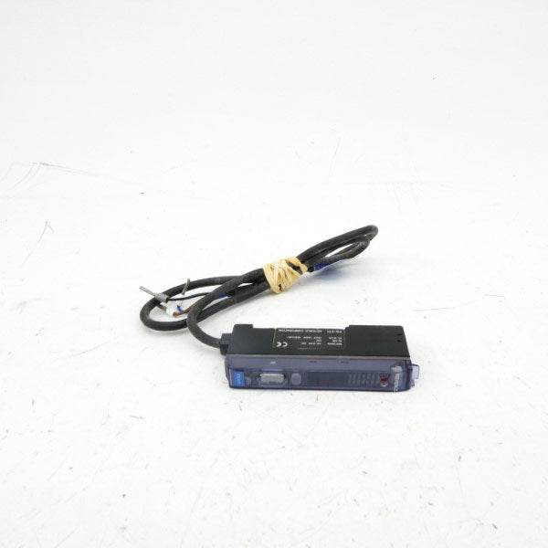 KEYENCE FS-V11 12-24VDC UNMP