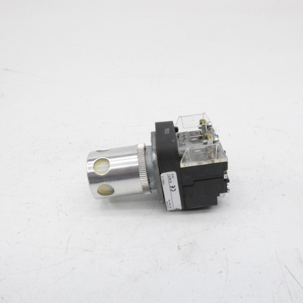 ALLEN BRADLEY 800T-PA16WD1 SER. T 120V NSNP