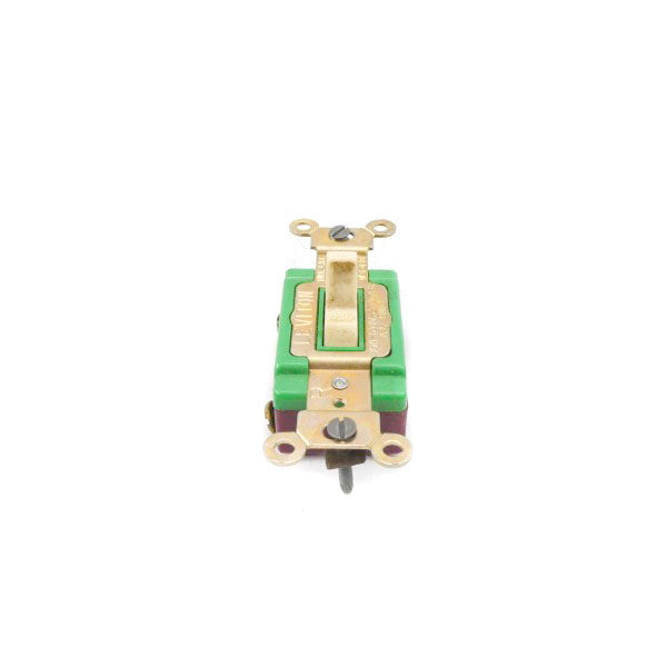 LEVITON W-S-896 120V 30A NSNP