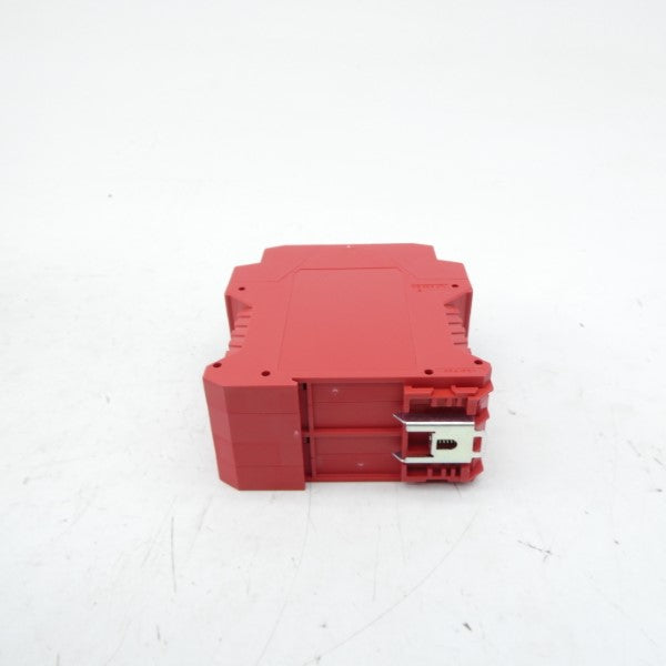 ALLEN BRADLEY 440R-M23088 SER. B 24VAC/DC (BR/WH) NSMP
