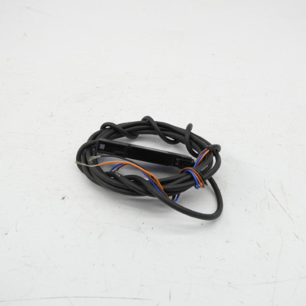 KEYENCE ES-M1 12-24VDC NSNP