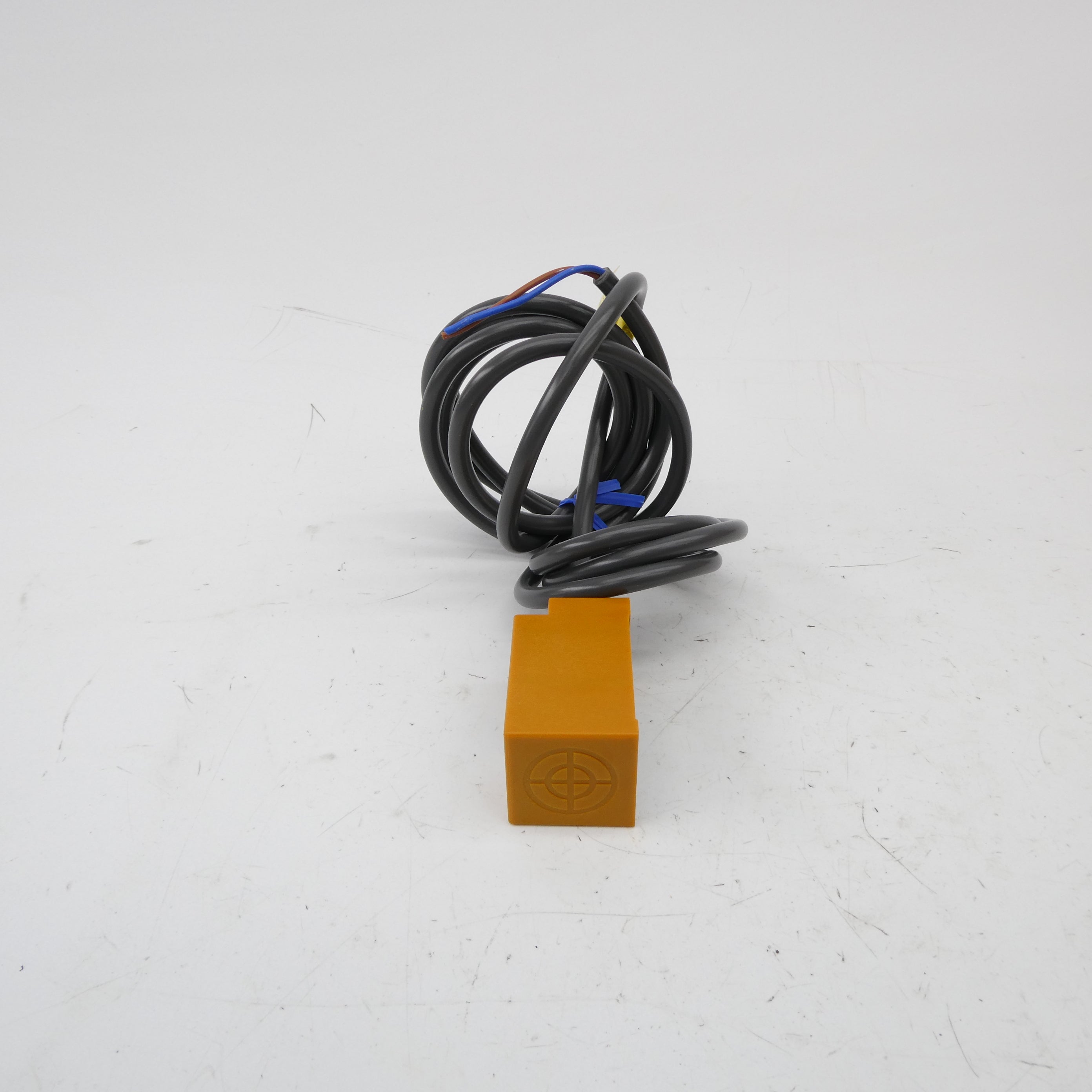 OMRON TL-N12MD1 12-24VDC 2M NSMP
