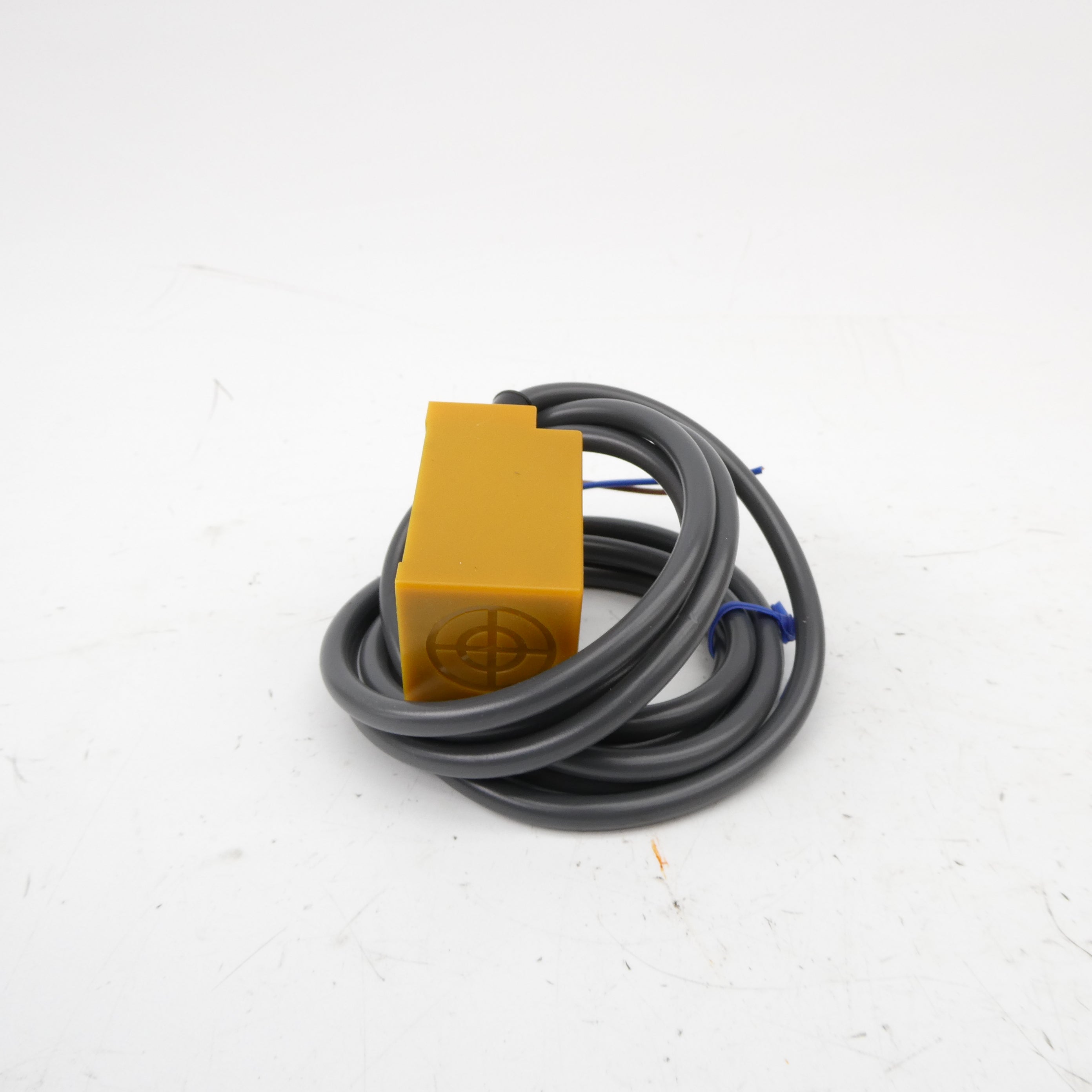 OMRON TL-N12MD2 10-30VDC 2M NSMP