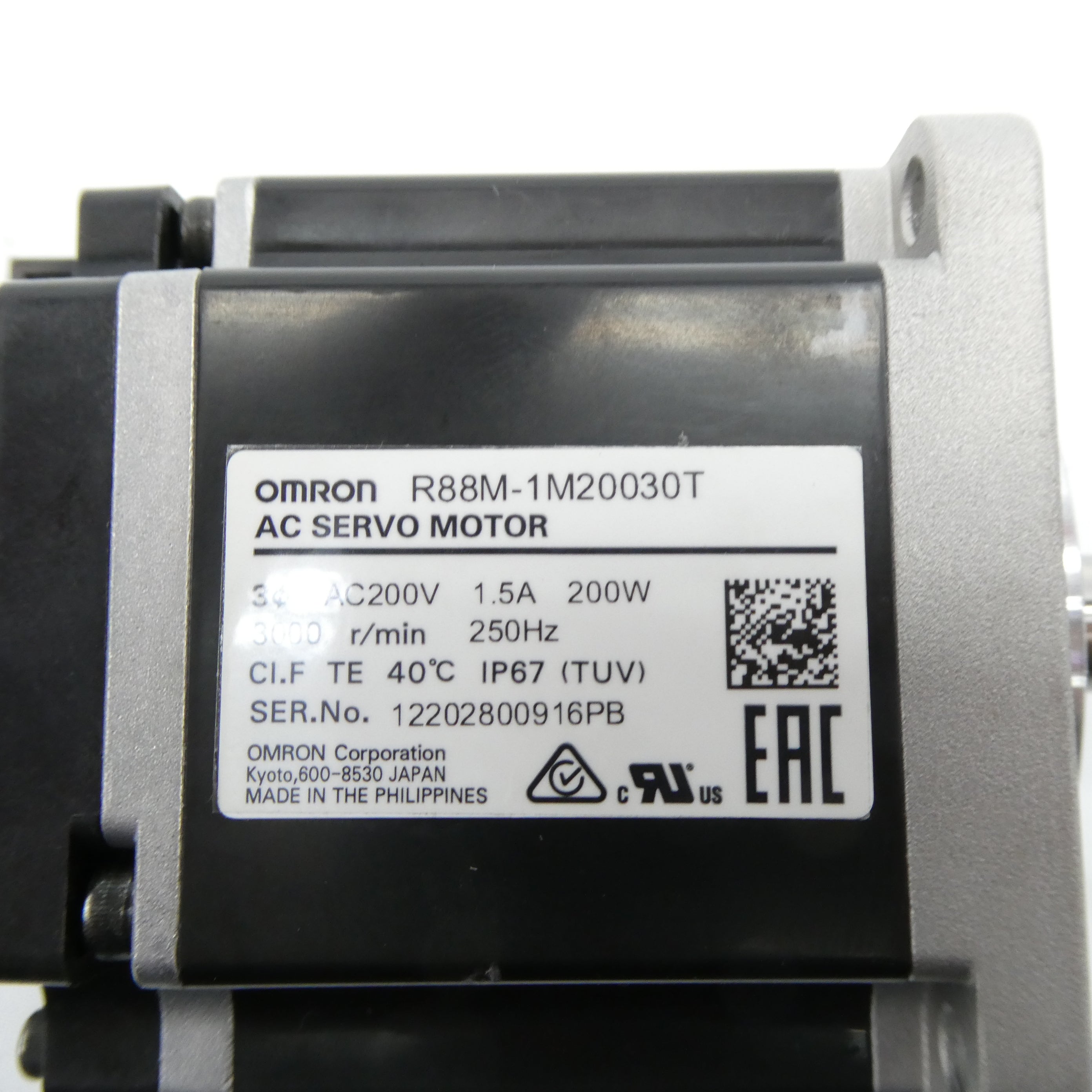 OMRON R88M-1M20030T 200VAC 1.5A NSMP