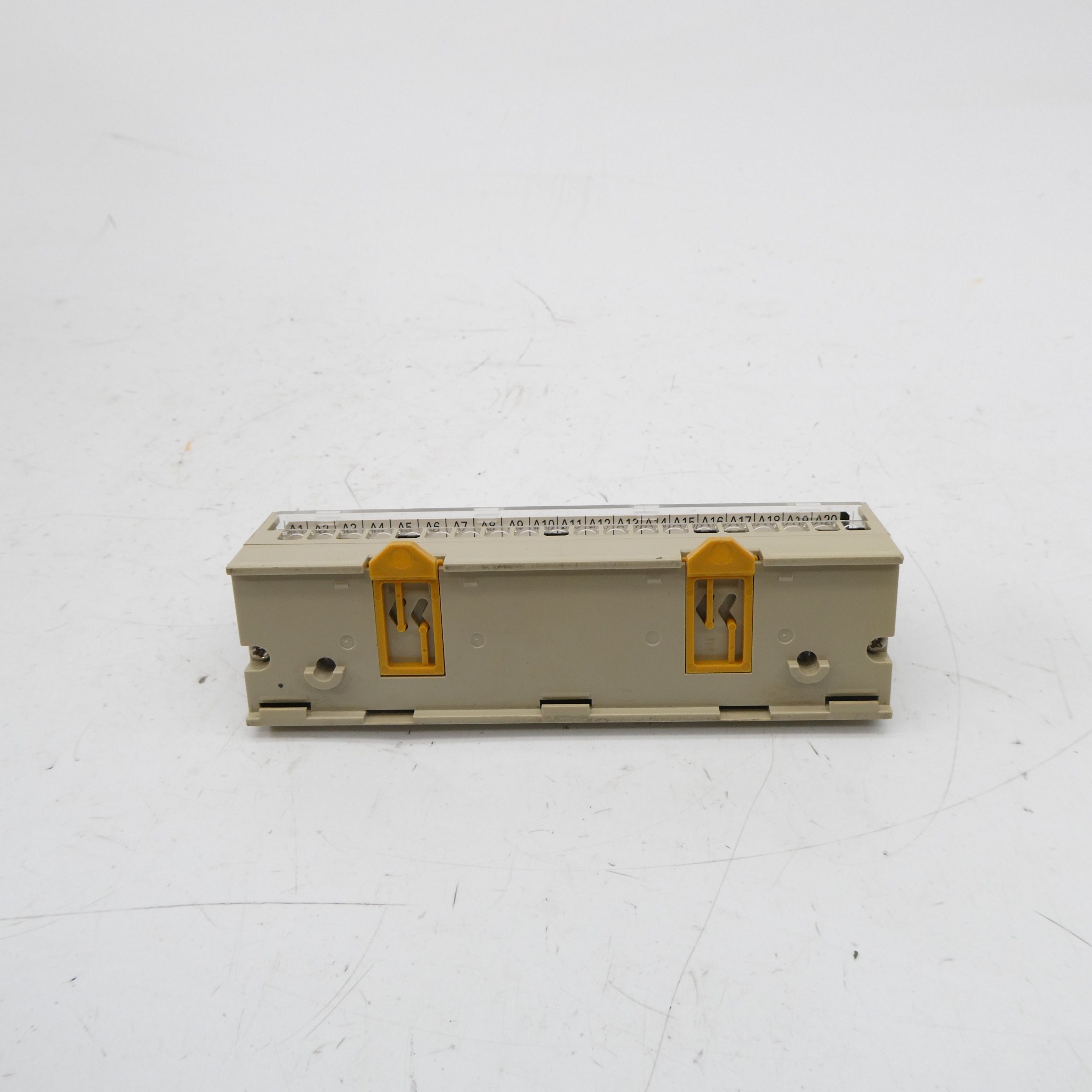 OMRON XW2D-40G6 NSNP