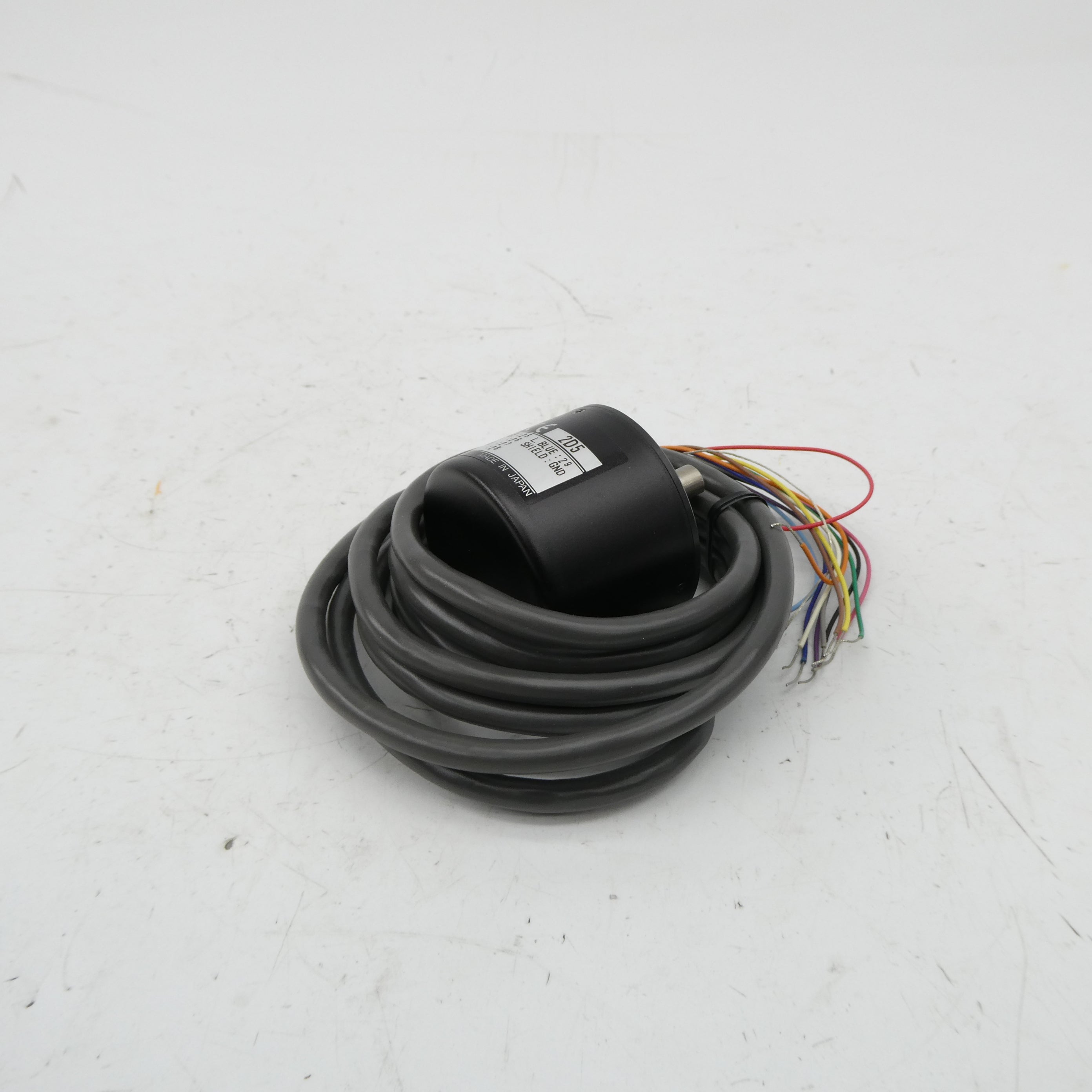 OMRON E6C3-AG5C 12-24VDC 1024P/R 2M NSMP
