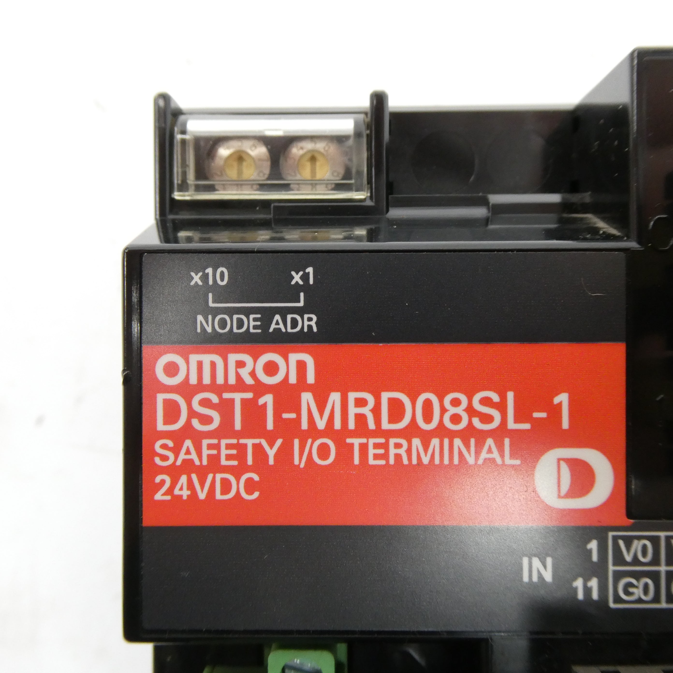 OMRON DST1-MRD08SL-1 24VDC NSNP