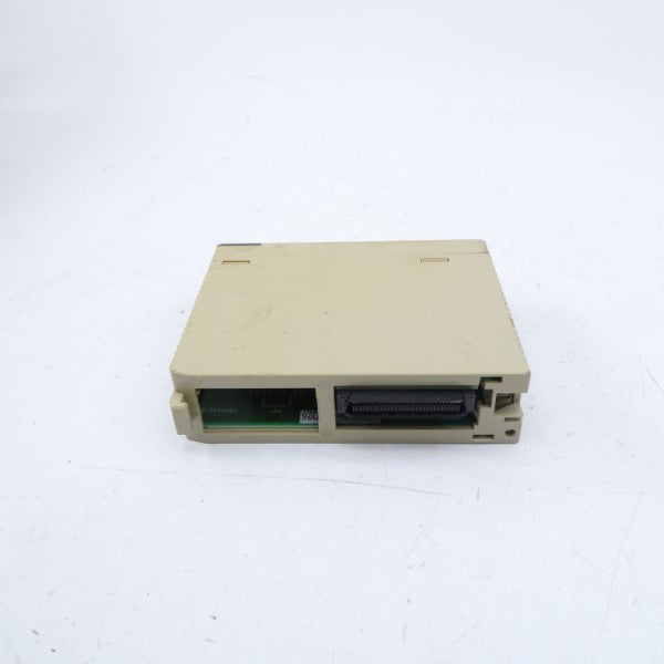 OMRON CS1W-OD261 24VDC 1.6A NSNP