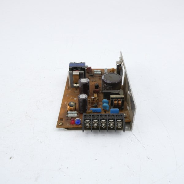 OMRON S82J-0524 100-240VAC 1.4A NSNP