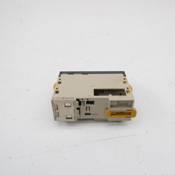 OMRON CJ1W-OC211 250VAC 5A NSNP