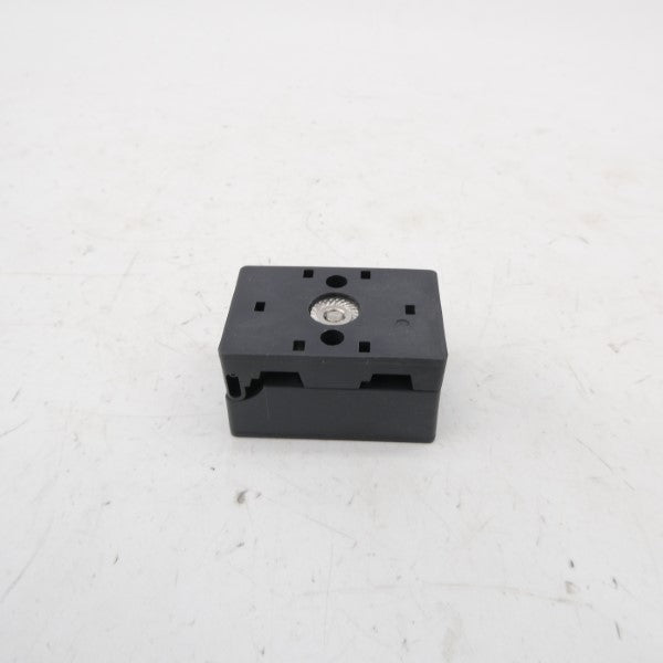 IFM EFECTOR E70581 32VDC 8A NSNP