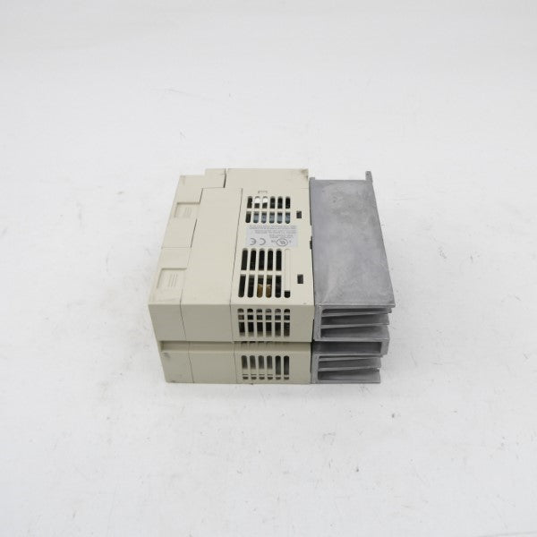 MITSUBISHI FR-E520-0.4KN-TB 200-240VAC 5.2A NSNP