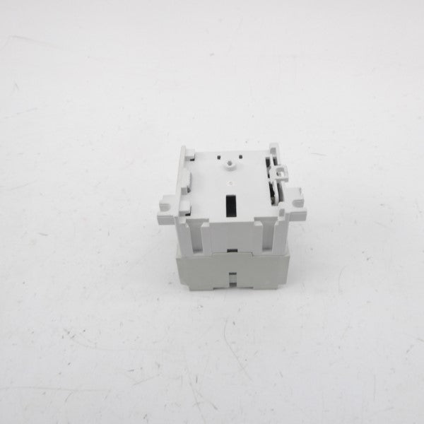 ALLEN BRADLEY 100-M12ND31 SER. B 110/120V 20A (BR/WH) NSMP