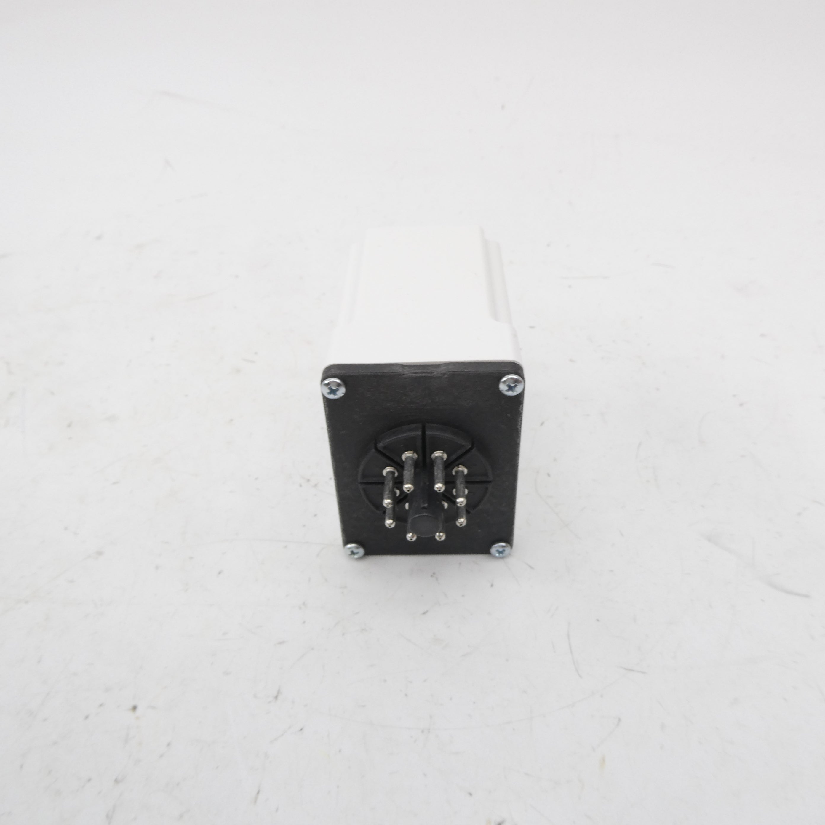 ALLEN BRADLEY 700-HTF12050SU120 SER. B 120VAC/DC (WH) NSMP