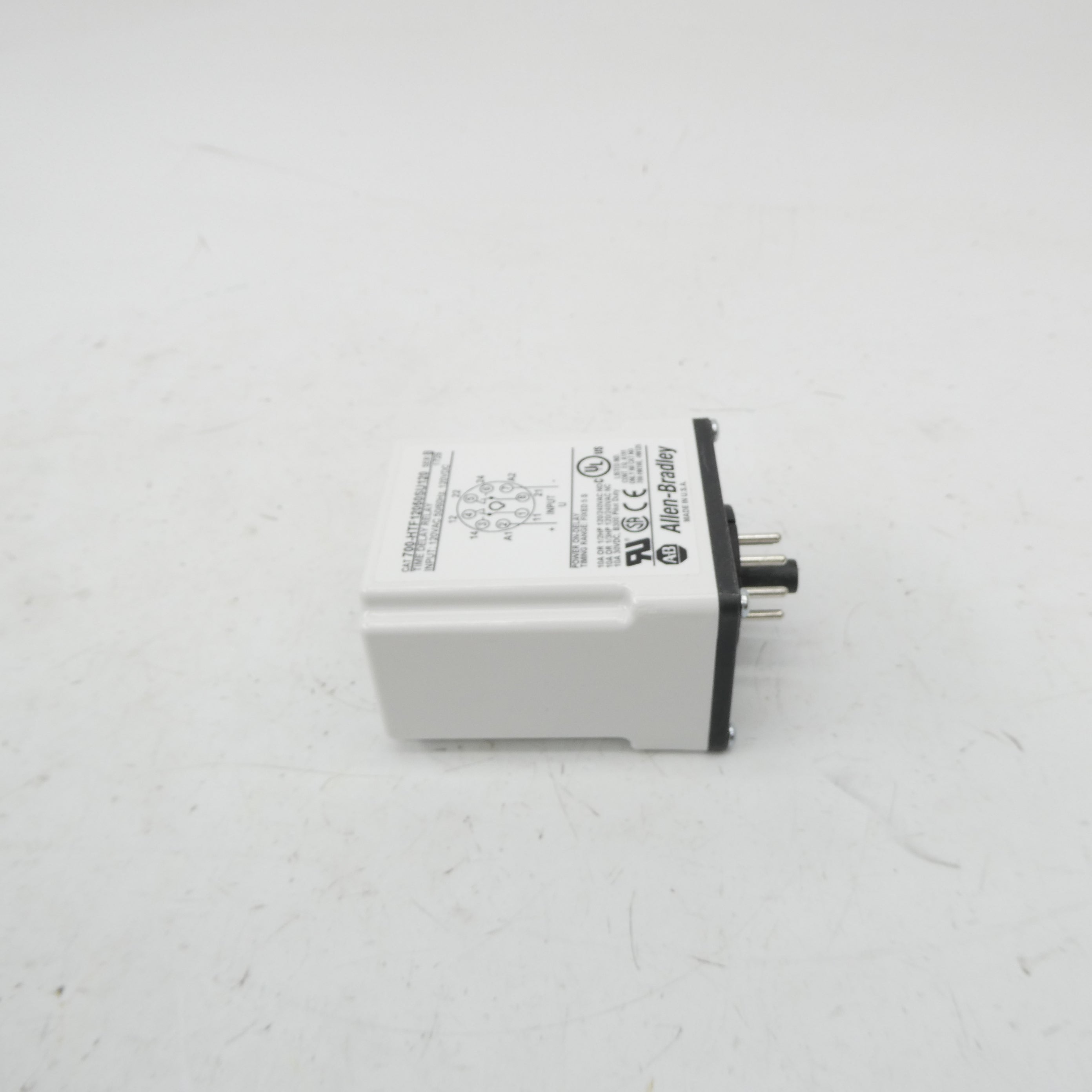 ALLEN BRADLEY 700-HTF12050SU120 SER. B 120VAC/DC (WH) NSMP