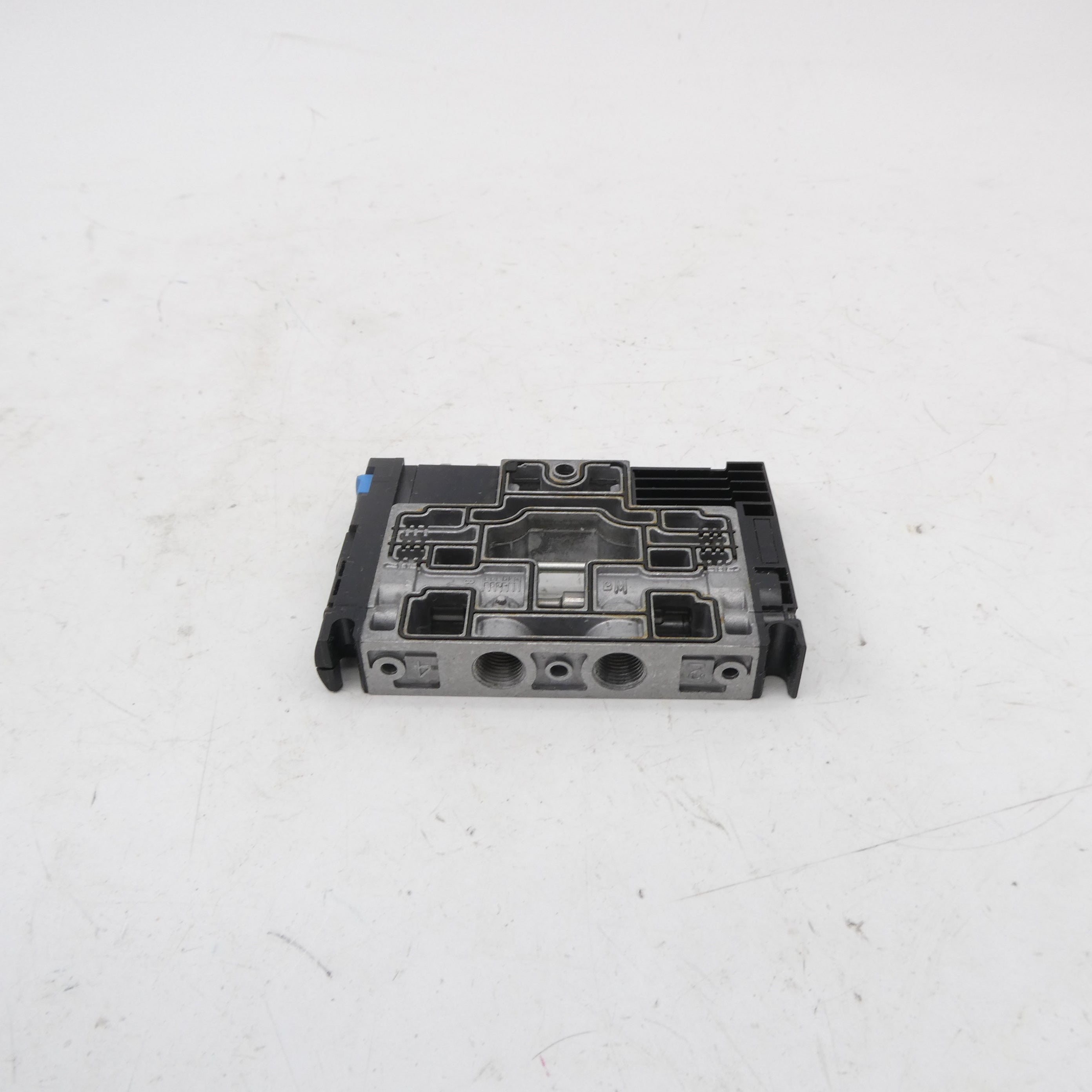 FESTO CPV14-M1H-5LS-G1/8 161360 18-26.4VDC NSMP