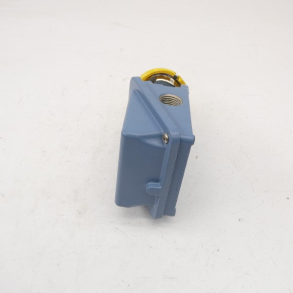 UNITED ELECTRIC H100-564 480VAC 15A 8-200PSI NSNP