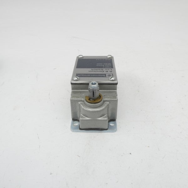 TELEMECANIQUE L100WTR2M10 SER. F NSMP