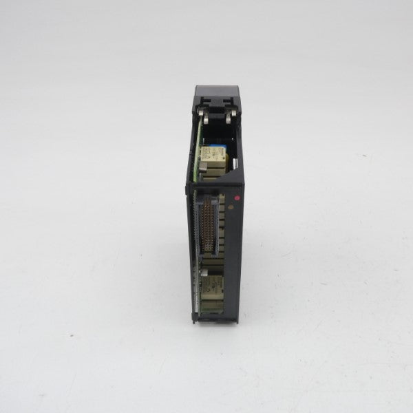 ALLEN BRADLEY 1756-OW16I SER. A F/W 3.2 24VDC NSNP