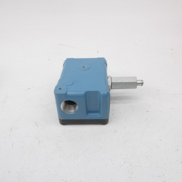 MICRO SWITCH EX-Q400 480VAC 5A NSMP