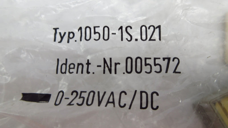 CONNECTOR 1050-1S.021 005572 250VAC NSMP
