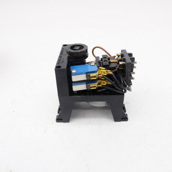 EAGLE SIGNAL CONTROLS BR29B6 240V 10A NSMP