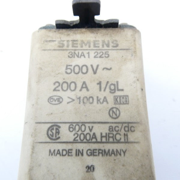 SIEMENS 3NA1225 500V 200A NSNP