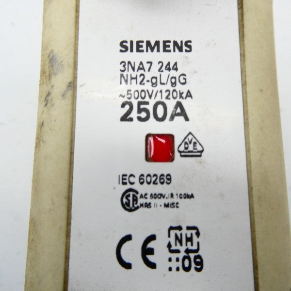SIEMENS 3NA7244 500V 250A NSNP