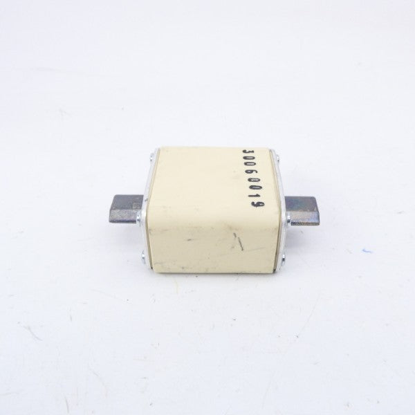 SIEMENS 3NE8024-1 690VAC 160A NSNP