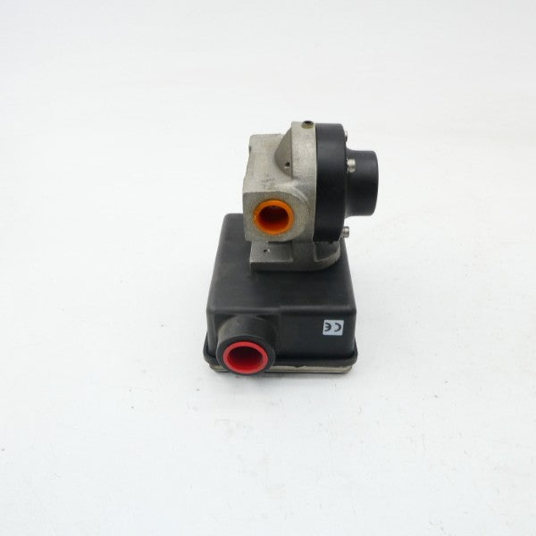UNIVERSAL FLOW MONITORS 02GM-4-600V.9-A1WL-.5D 480VAC 15A NSNP