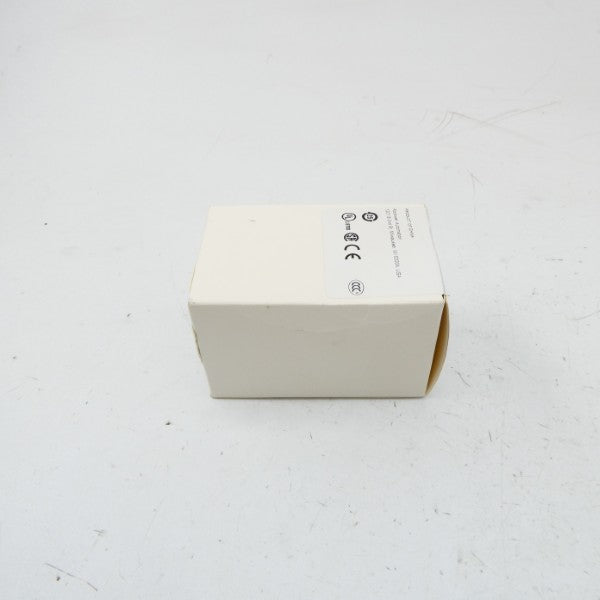 ALLEN BRADLEY 800T-H17D1 SER. T (WH) NSFS