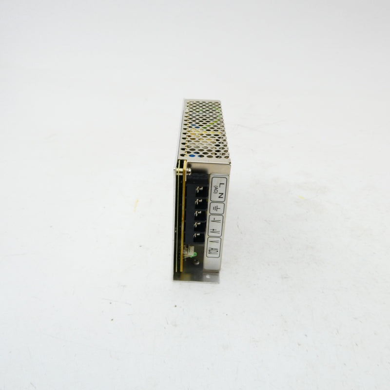 SCC 920PS-24-2.5 100-240VAC 2A NSNP