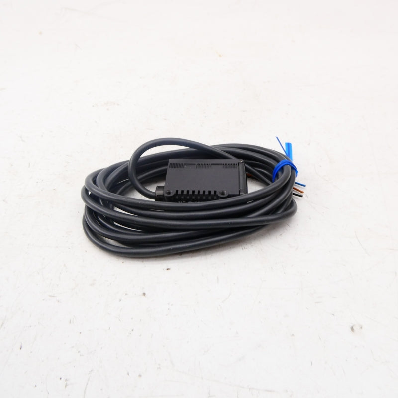 OMRON E3G-L12 10-30VDC 2M NSMP