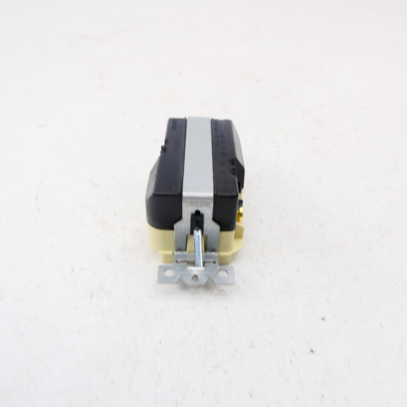 HUBBELL HBL5260ISA 120VAC 15A NSMP