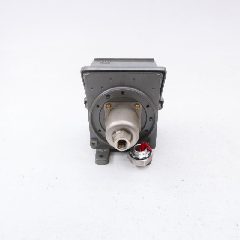UNITED ELECTRIC J40213281 480VAC 15A 0-100PSI NSNP