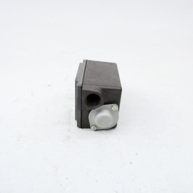 BARKSDALE ML1H-H351 480VAC 3A 100/225'F NSNP