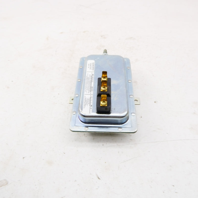 CLEVELAND CONTROLS DFS-221-112 120-277VAC 15A NSNP