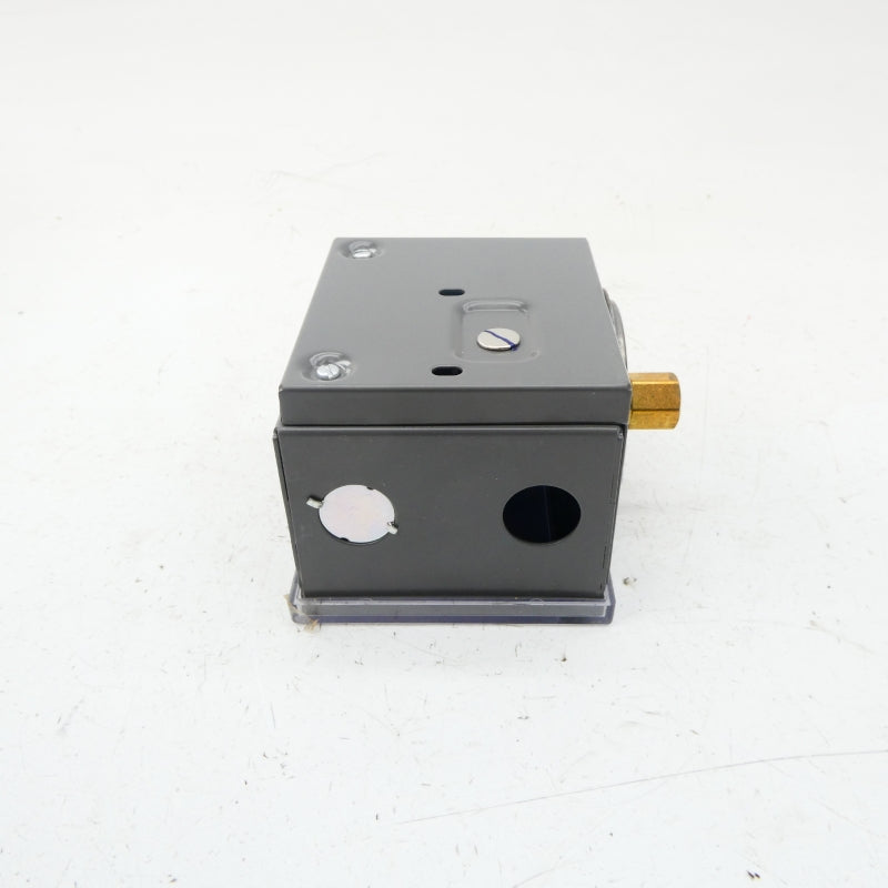 HONEYWELL L404F 1060 15PSI NSNP