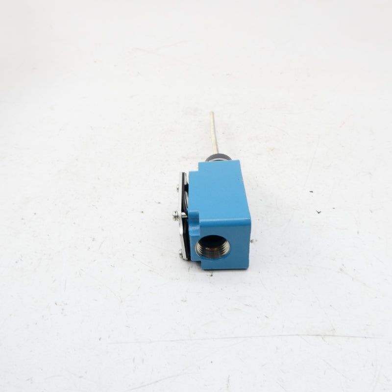MICRO SWITCH 8LS1 600VAC 10A NSNP