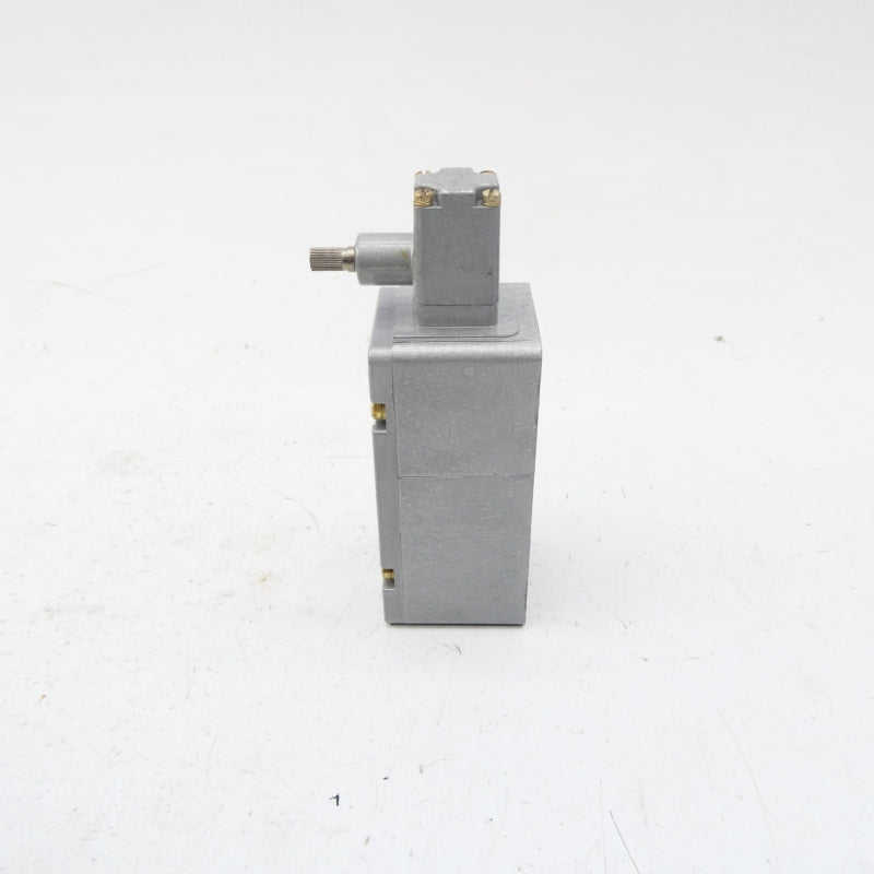 MICRO SWITCH 106ML21-E1 600VAC NSMP