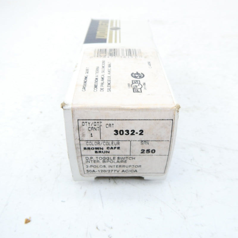 LEVITON 3032-2 120/277VAC 30A NSMP
