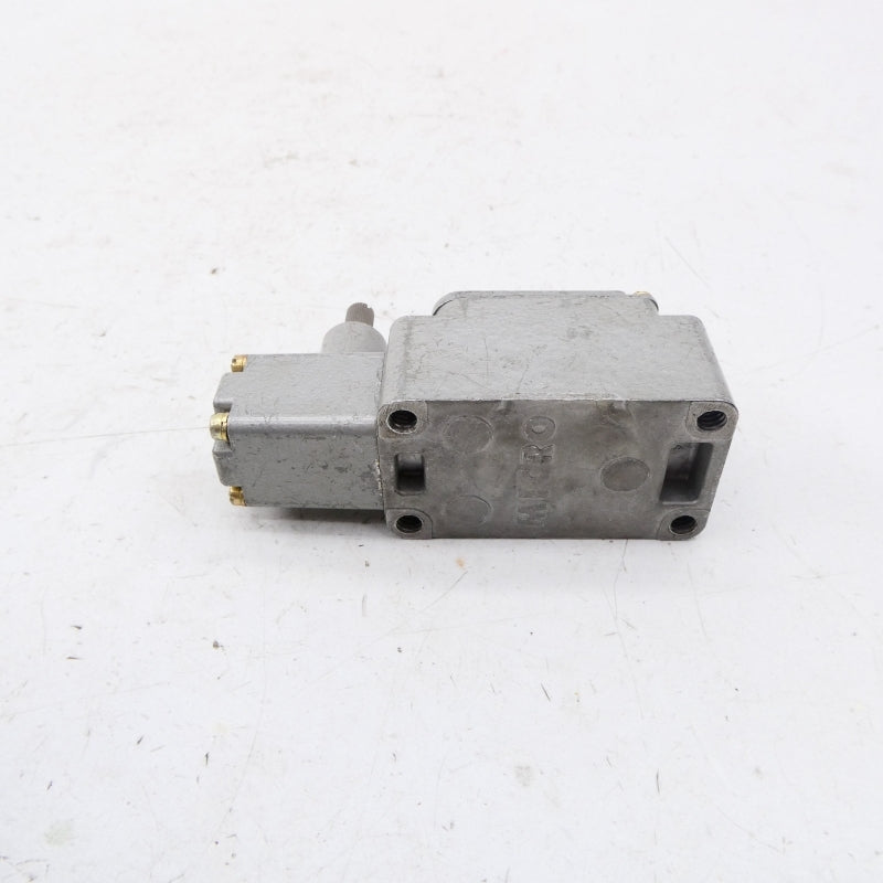 MICRO SWITCH 6LS2 600VAC 10A NSNP