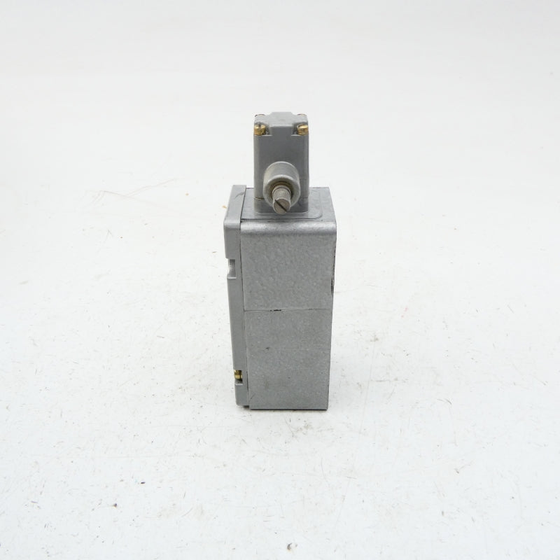 MICRO SWITCH 106ML21-E1 600VAC 10A NSNP