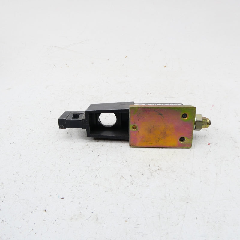 EC&M 7001-KI0-11 51152-354-77 SER. A NSNP