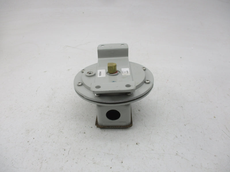 WORLD MAGNETICS 171D8WC D21541 120-480V 15A NSNP
